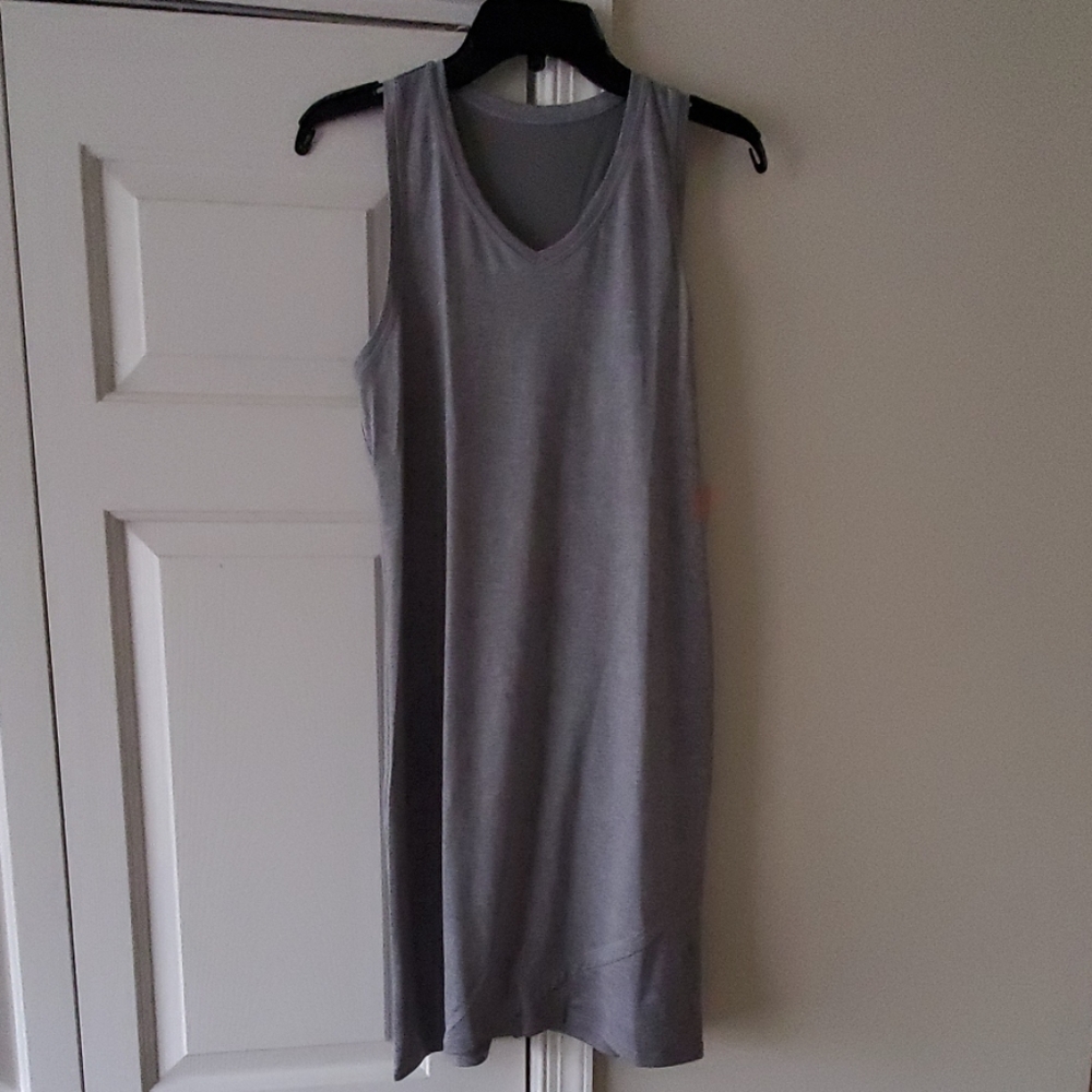 SPORTS DRESS